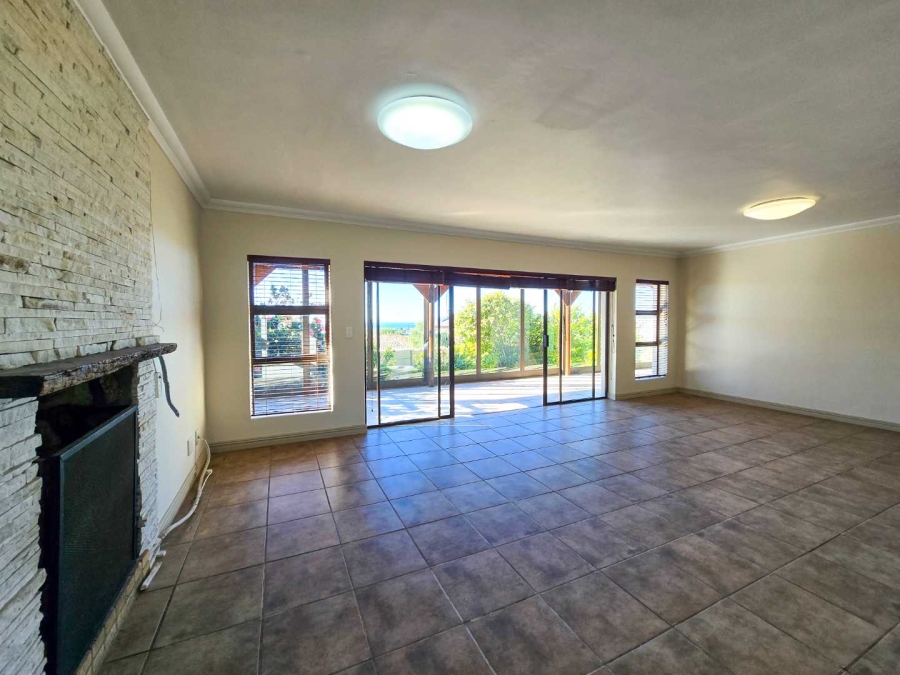 4 Bedroom Property for Sale in Stilbaai Wes Western Cape